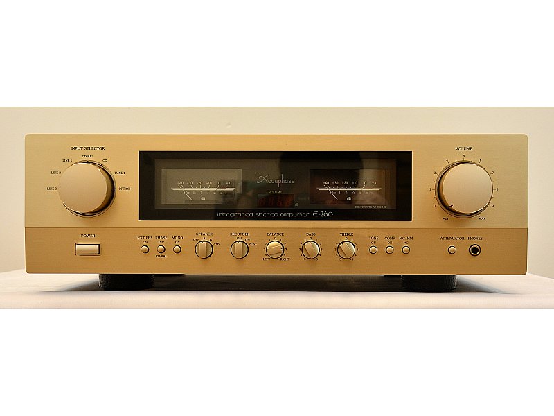 Accuphase ACCUPHASE E-260